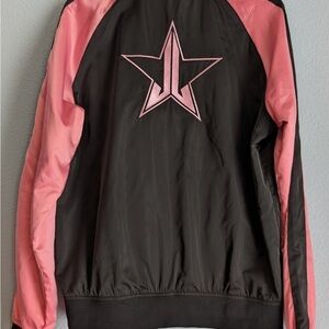 Jeffree Star Cosmetics- Black satin Bomber Jacket, unisex size M 💕💗